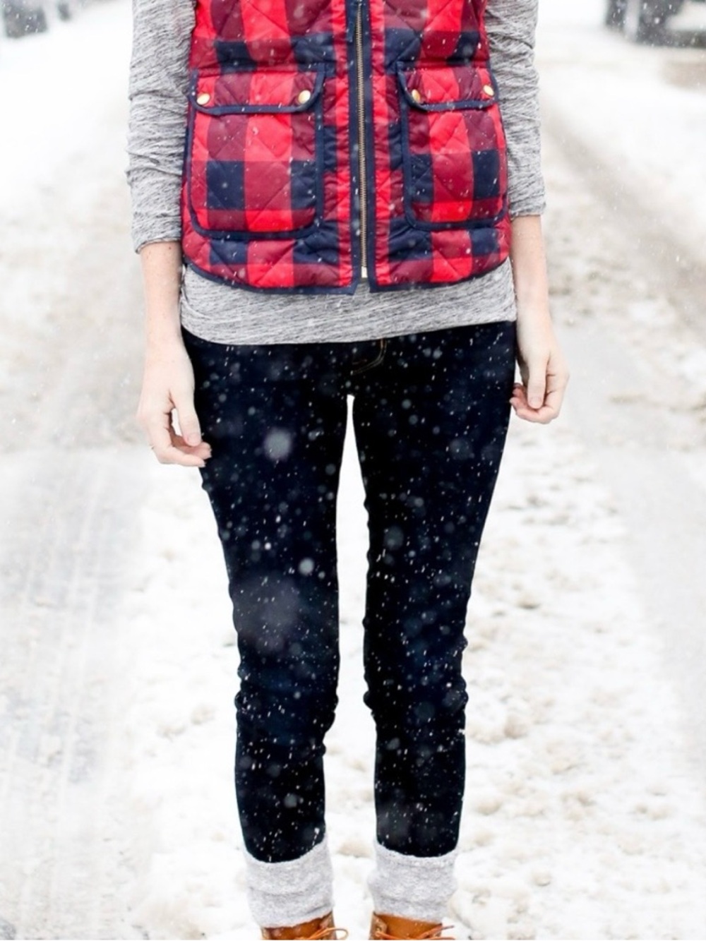 J Crew Excursion Puffer Vest Red Buffalo Plaid Navy Blue Down Fill Womens - Picture 5 of 11